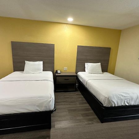 Rodeway Inn & Suites Hwy 290 Nw Houston Dış mekan fotoğraf