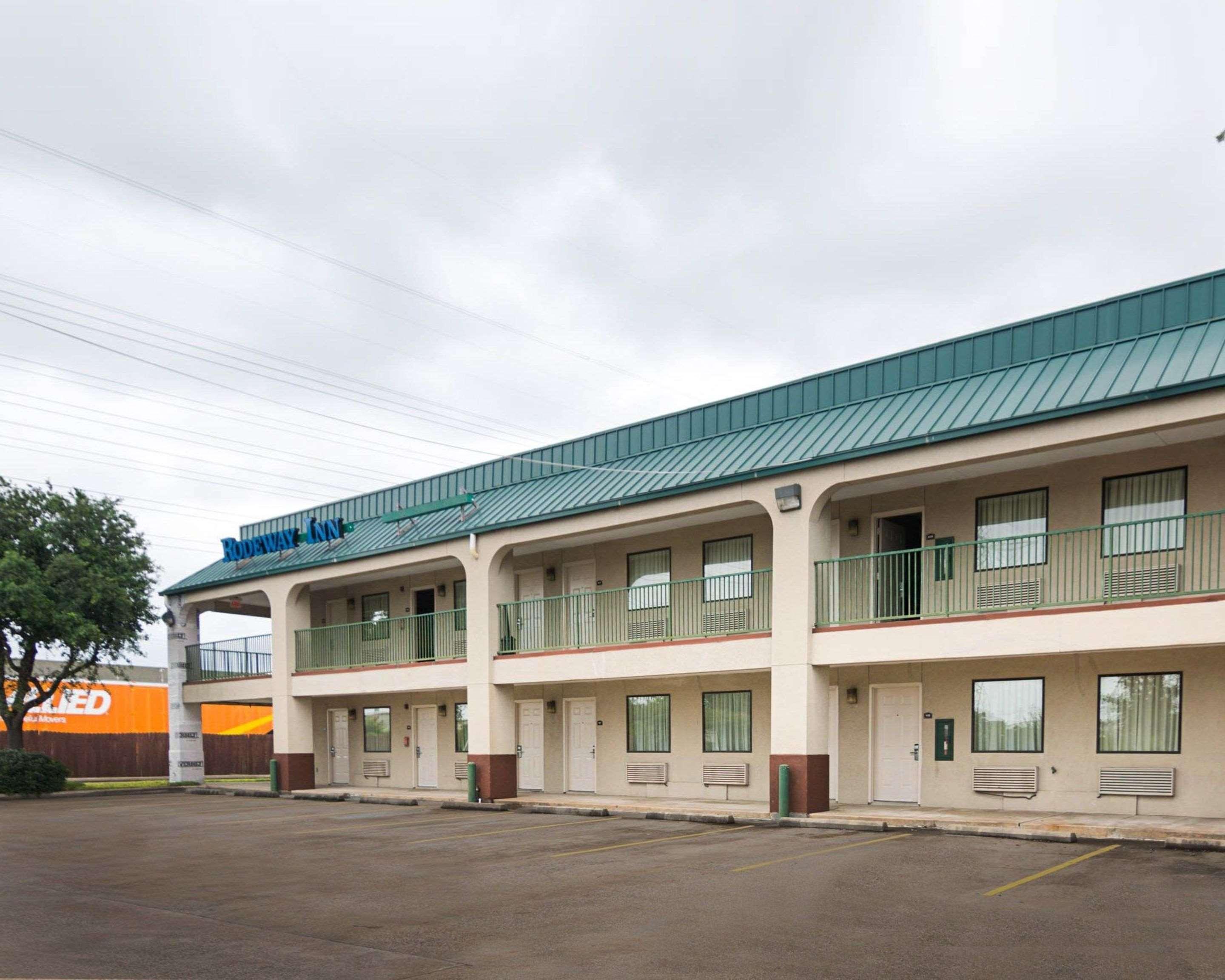 Rodeway Inn & Suites Hwy 290 Nw Houston Dış mekan fotoğraf