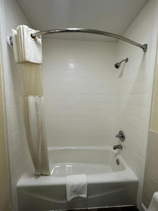 Rodeway Inn & Suites Hwy 290 Nw Houston Dış mekan fotoğraf