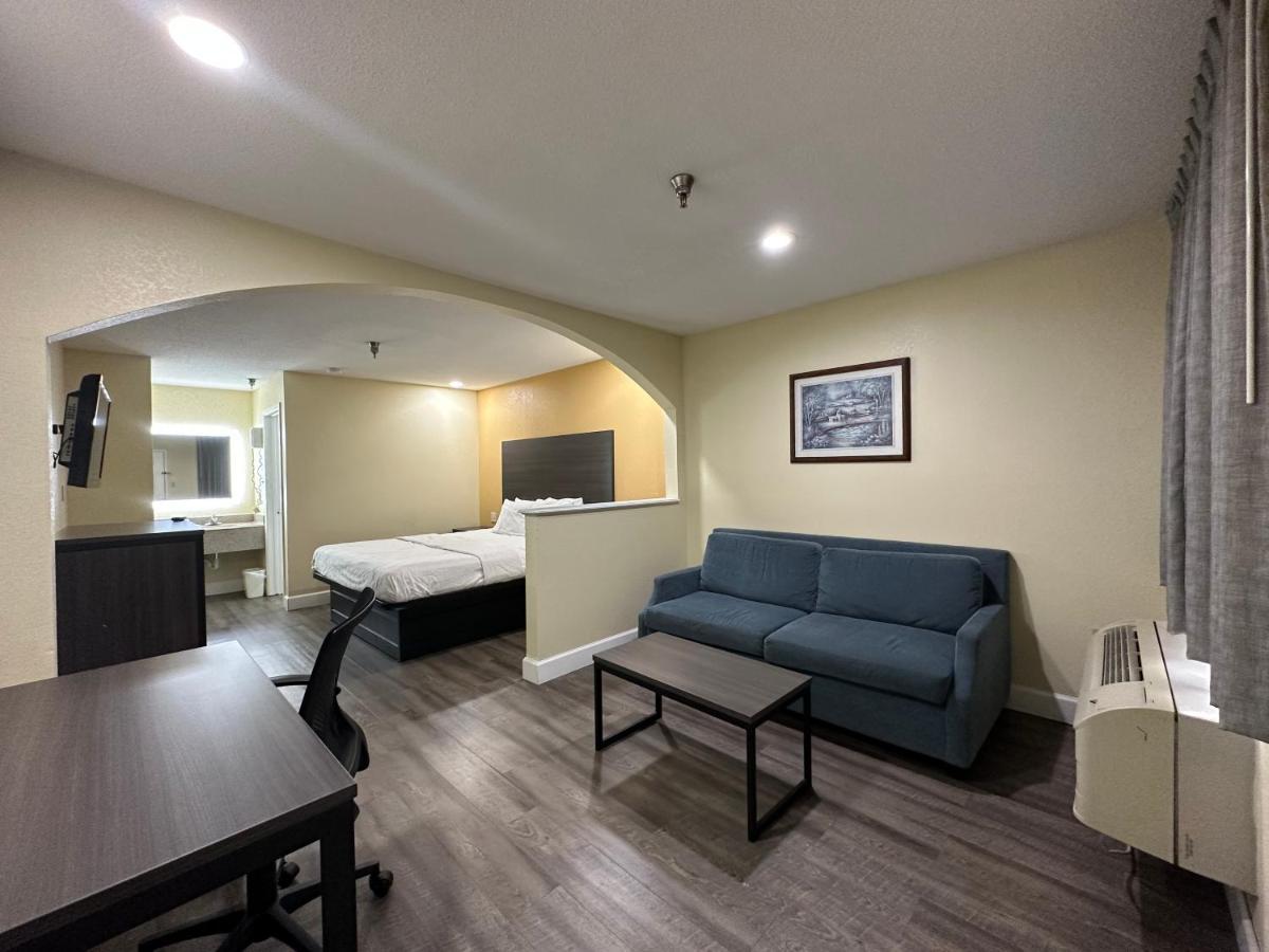 Rodeway Inn & Suites Hwy 290 Nw Houston Dış mekan fotoğraf